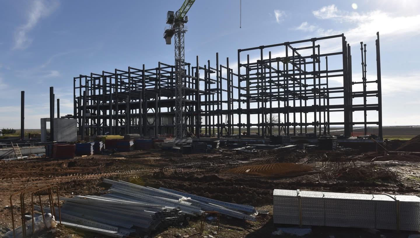 Siverek Belediye Başkanı ve Rektör Yardımcımız Sayın Prof. Dr. Cenap CEVHERİ Fakültemizde İncelemelerde Bulundular.